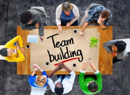 Quels sont les avantages d’un team building en entreprise ?