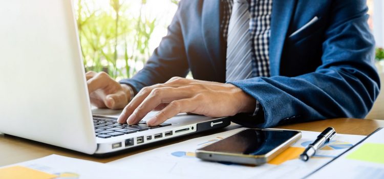 4 avantages de publier une annonce légale en ligne
