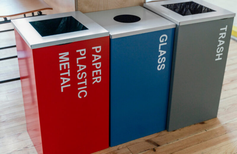 Entreprises responsables : pourquoi opter pour des poubelles de tri sélectif ?