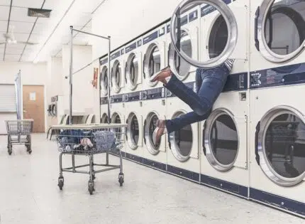 Professionnels de l’entretien du linge : l’importance d’un matériel de qualité